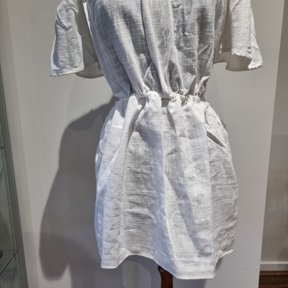 Billabong x Steph Claire Smith Pure White Mini Dress Size Eco-Conscious Fabric - Picture 6 of 9